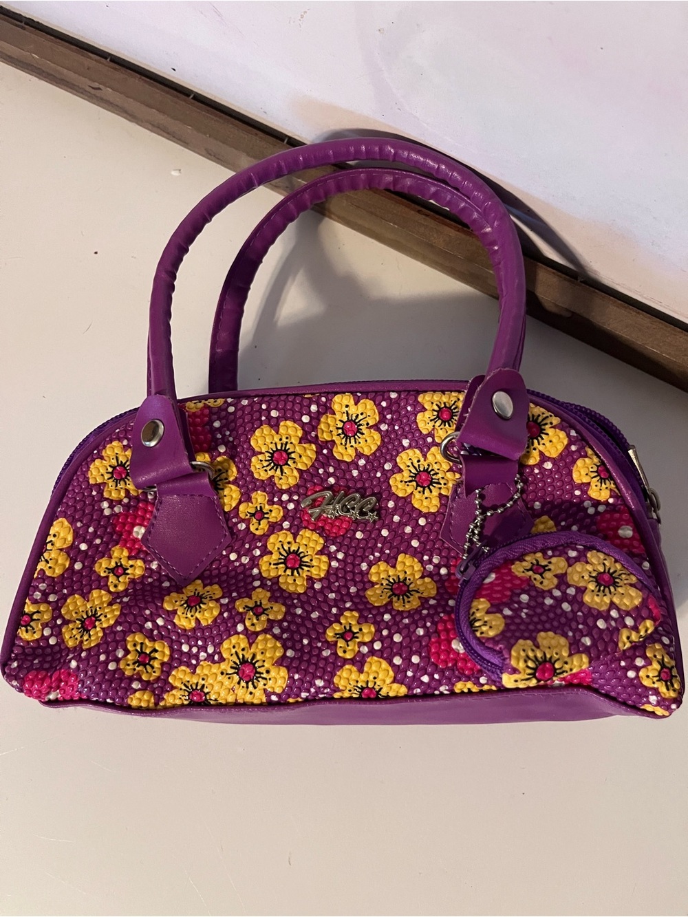 Vtg Y2K HCC Women’s Purple Floral Handbag with Coin Pouch